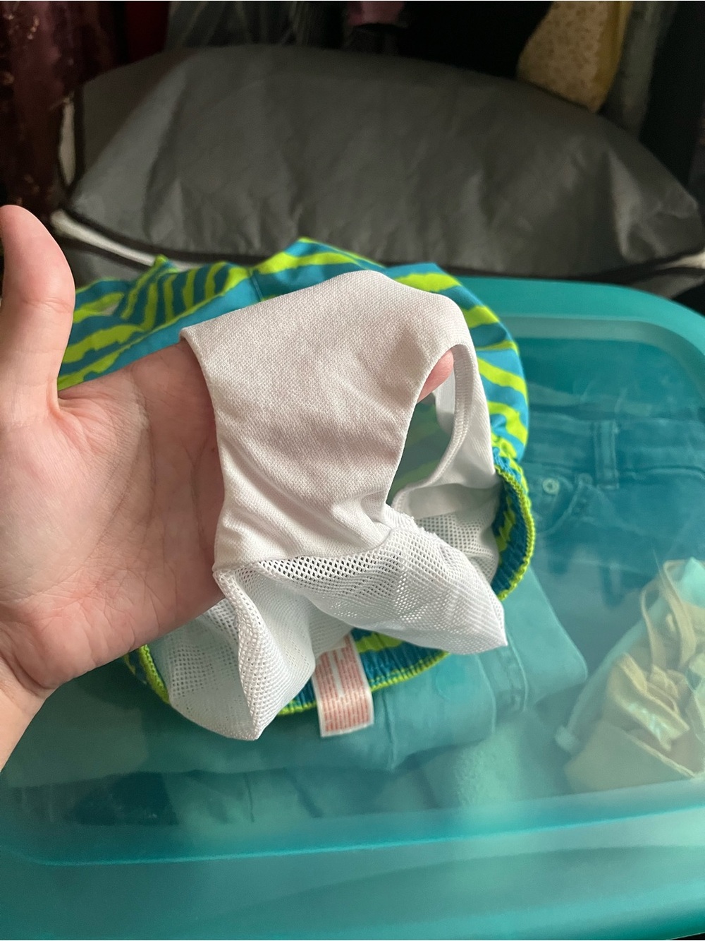 Boys Cat & Jack Striped Swim Trunks 4T - Picture 5 of 5